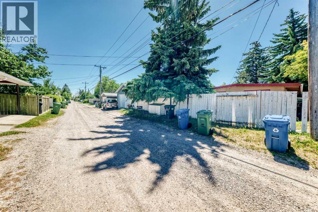 1460 Northmount Drive Nw, Calgary, Alberta  T2L 0G6 - Photo 48 - A2328607