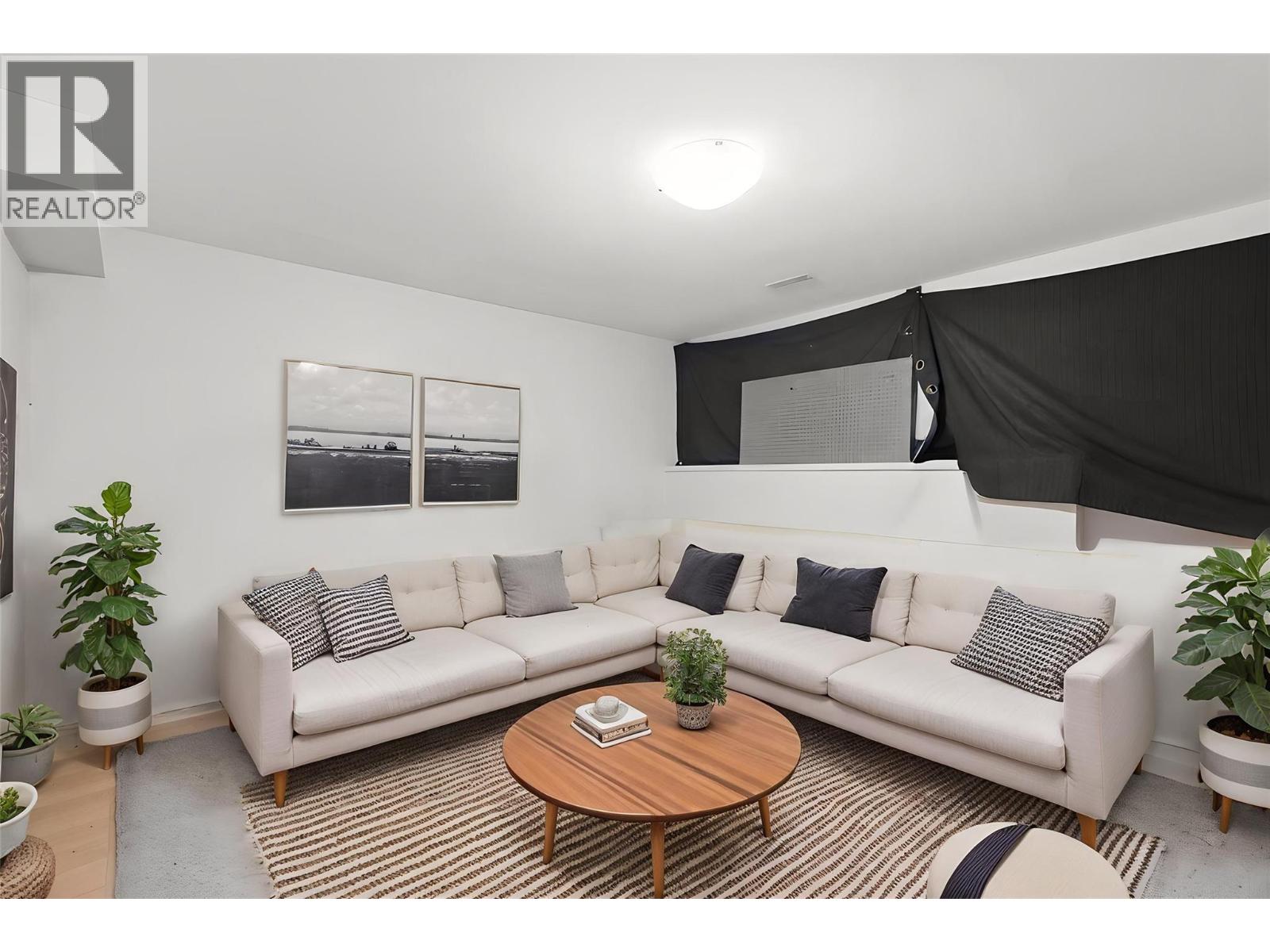 684 Dunrobin Drive, Kamloops, British Columbia V1S 1W4 - Photo 20 - 10393867