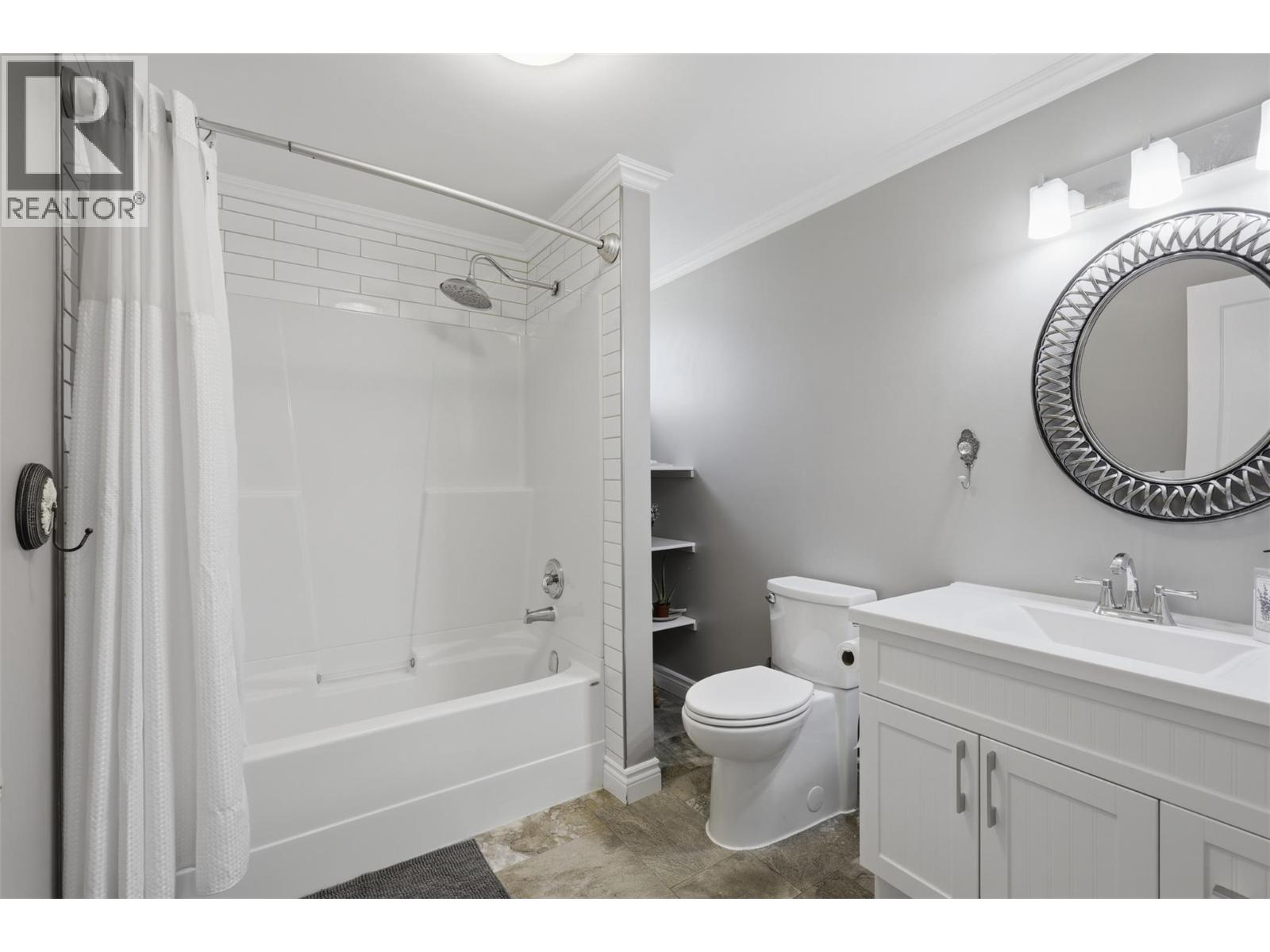 684 Dunrobin Drive, Kamloops, British Columbia V1S 1W4 - Photo 31 - 10393867