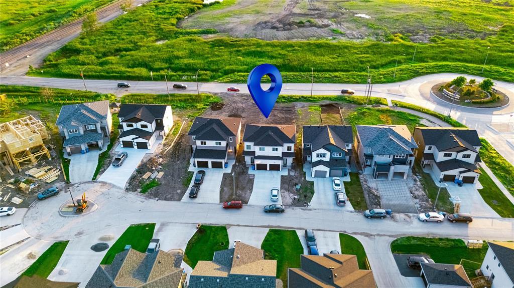 32 Hominick Place Winnipeg Manitoba Canada R2C4R9 2
