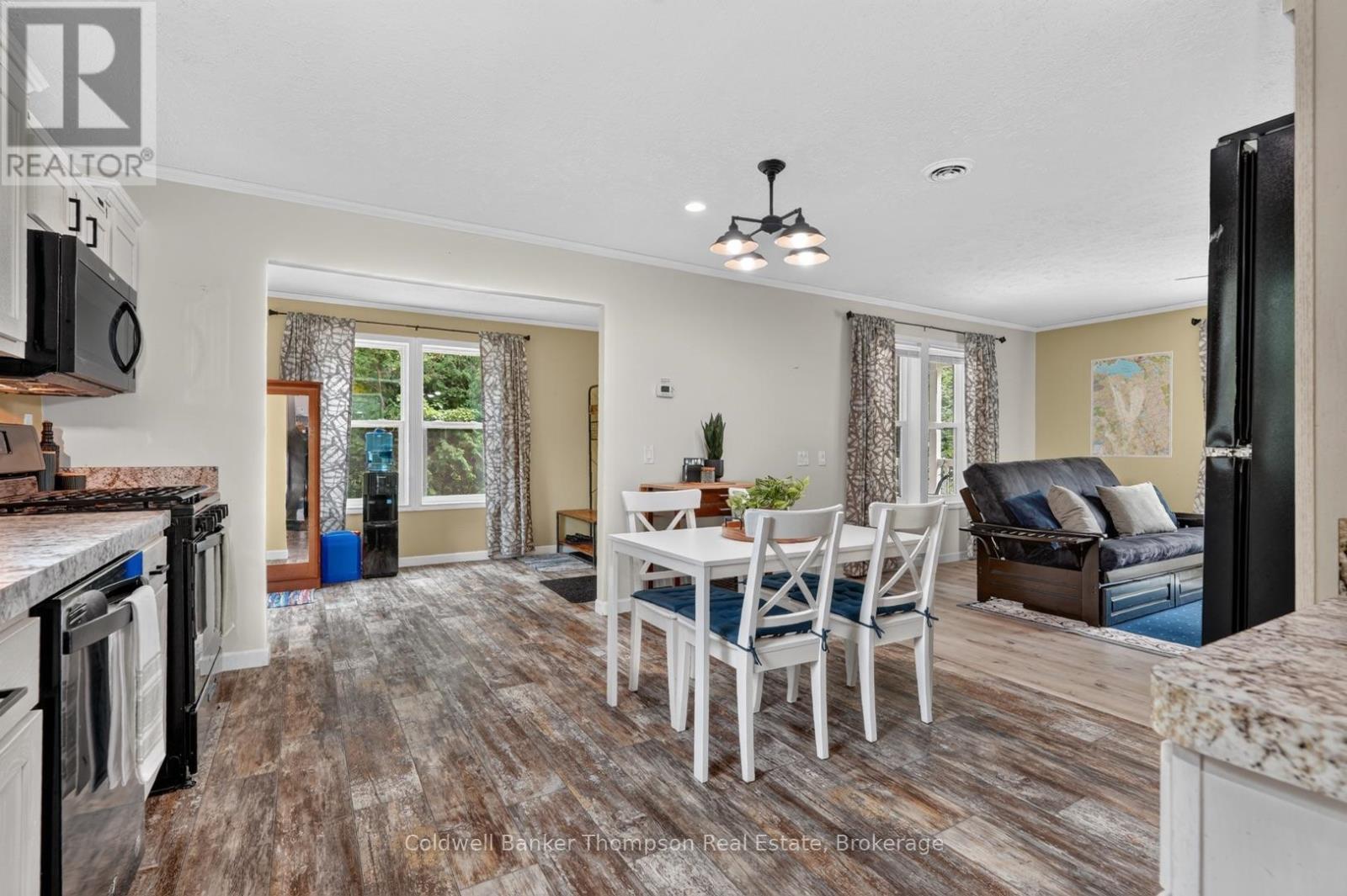 23 Golf Lane, Strong, Ontario P0A 1Z0 - Photo 8 - X13591806