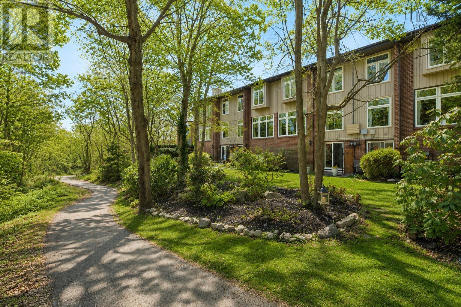 32 Garden Court Terrace, Dartmouth, Nova Scotia  B3A 3S6 - Photo 5 - 202605288