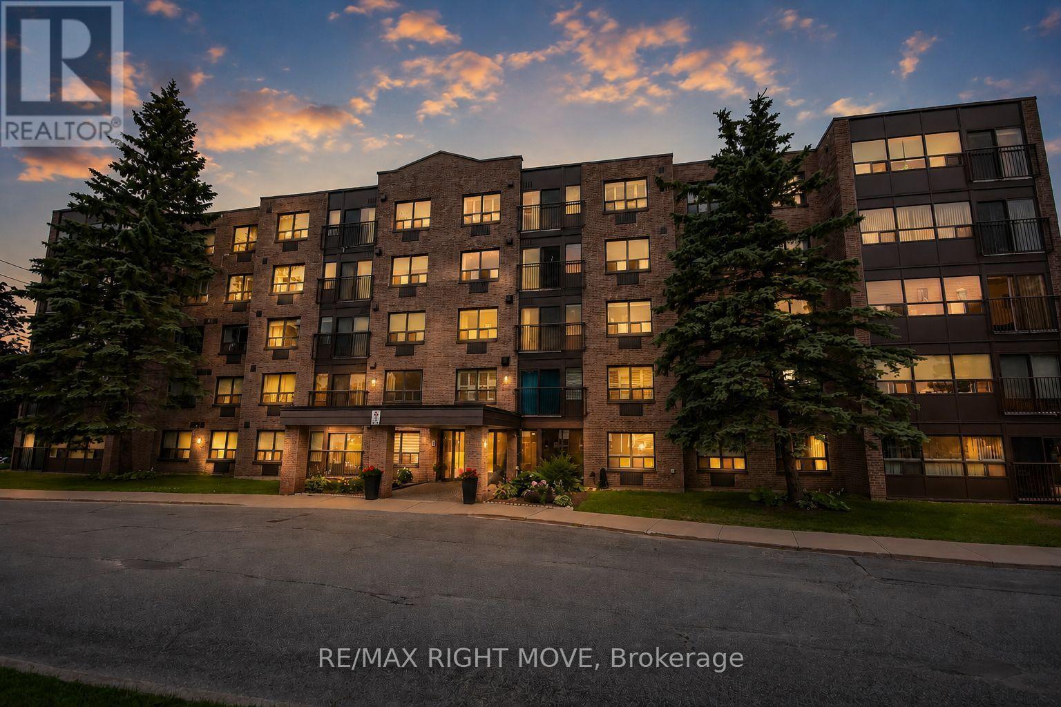 306 - 54 Fittons Road W, Orillia, Ontario  L3V 3T9 - Photo 2 - S13591736