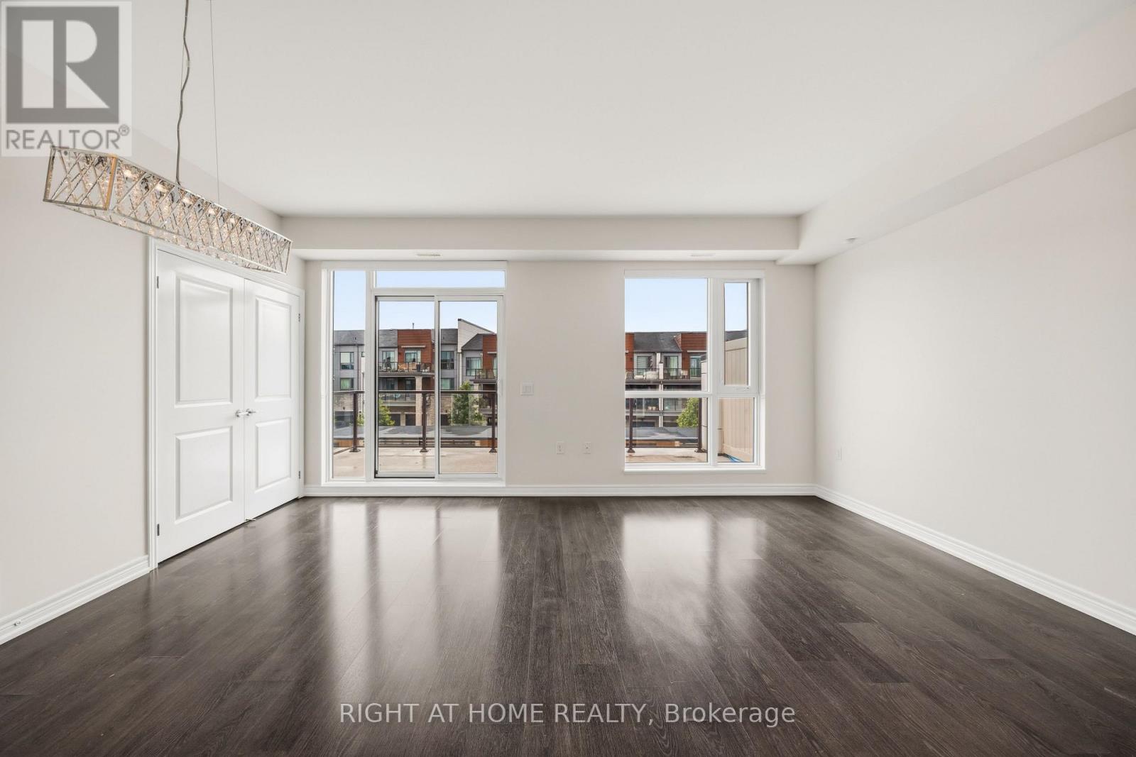 308 - 2393 Bronte Road, Oakville, Ontario  L6M 1P5 - Photo 5 - W13591750