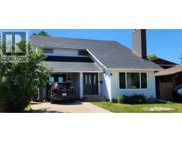 526 33 Street S, Lethbridge, Alberta