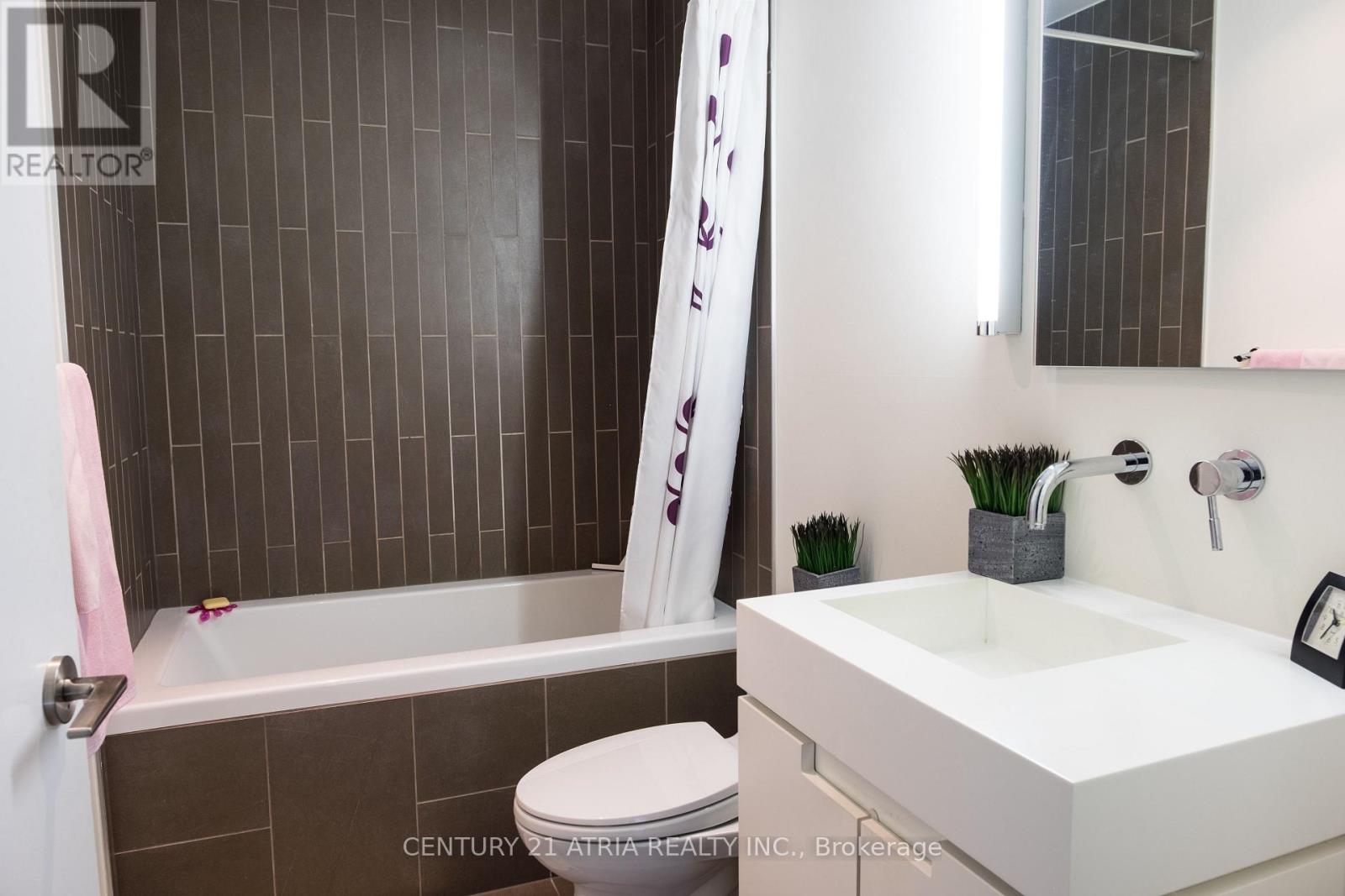 706 - 25 Oxley Street, Toronto, Ontario  M5V 2J5 - Photo 5 - C13591874