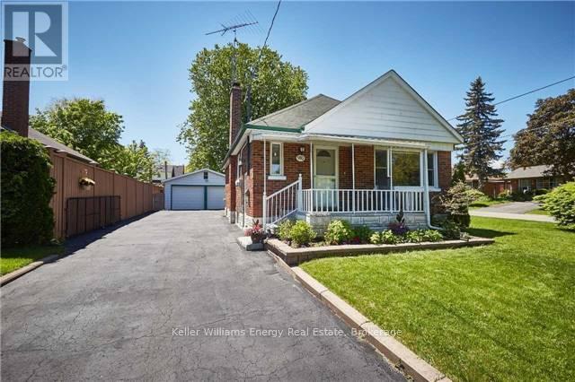 Lower - 910 Grierson Street, Oshawa (Centennial), Ontario  L1G 5J9 - Photo 1 - E13591918