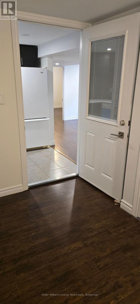 Lower - 910 Grierson Street, Oshawa (Centennial), Ontario  L1G 5J9 - Photo 5 - E13591918