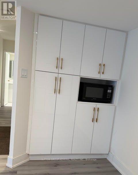 202 - 7440 Bathurst Street, Vaughan, Ontario L4J 7K8 - Photo 3 - N13591882