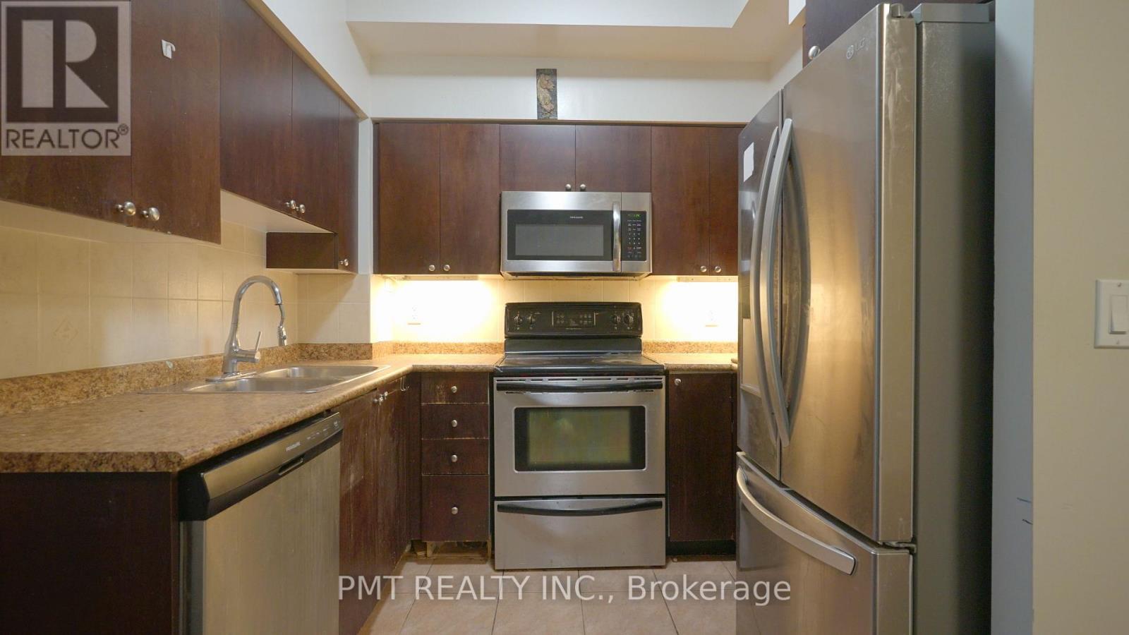 305 - 388 Prince Of Wales Drive, Mississauga, Ontario  L5B 0A1 - Photo 4 - W13591886