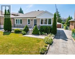 295 FALSTAFF AVENUE, Toronto, Ontario