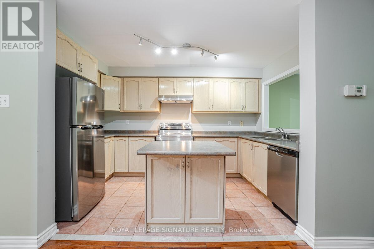 5135 Falconcrest Drive, Burlington, Ontario  L7L 6K4 - Photo 12 - W13591980