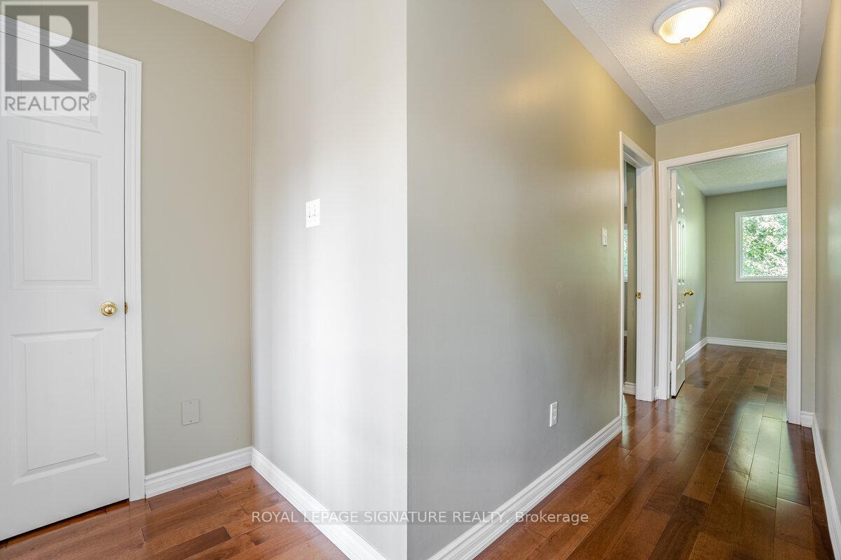 5135 Falconcrest Drive, Burlington, Ontario  L7L 6K4 - Photo 20 - W13591980