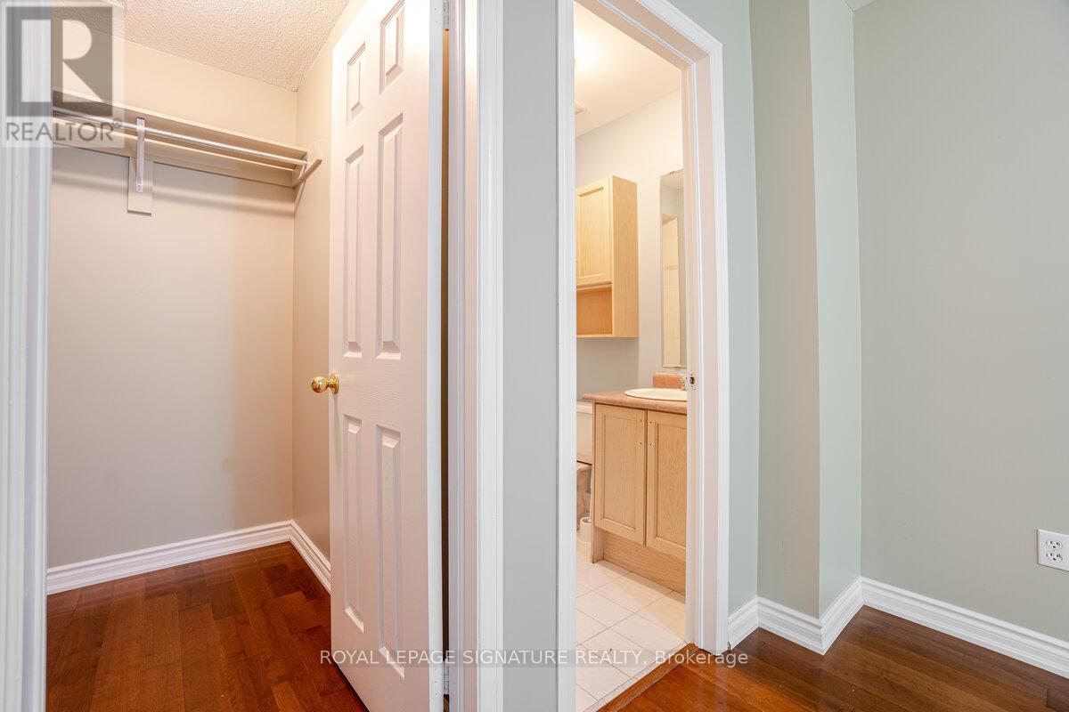 5135 Falconcrest Drive, Burlington, Ontario  L7L 6K4 - Photo 25 - W13591980