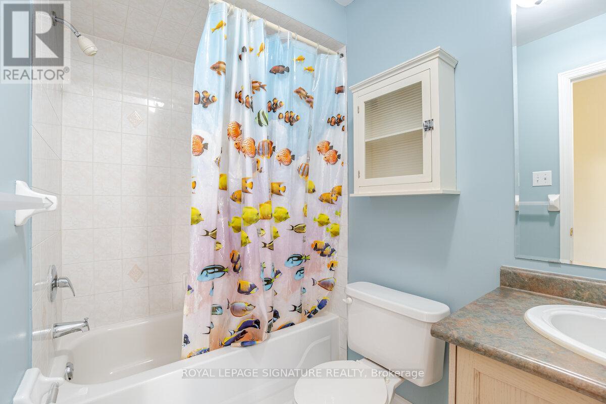 5135 Falconcrest Drive, Burlington, Ontario  L7L 6K4 - Photo 30 - W13591980