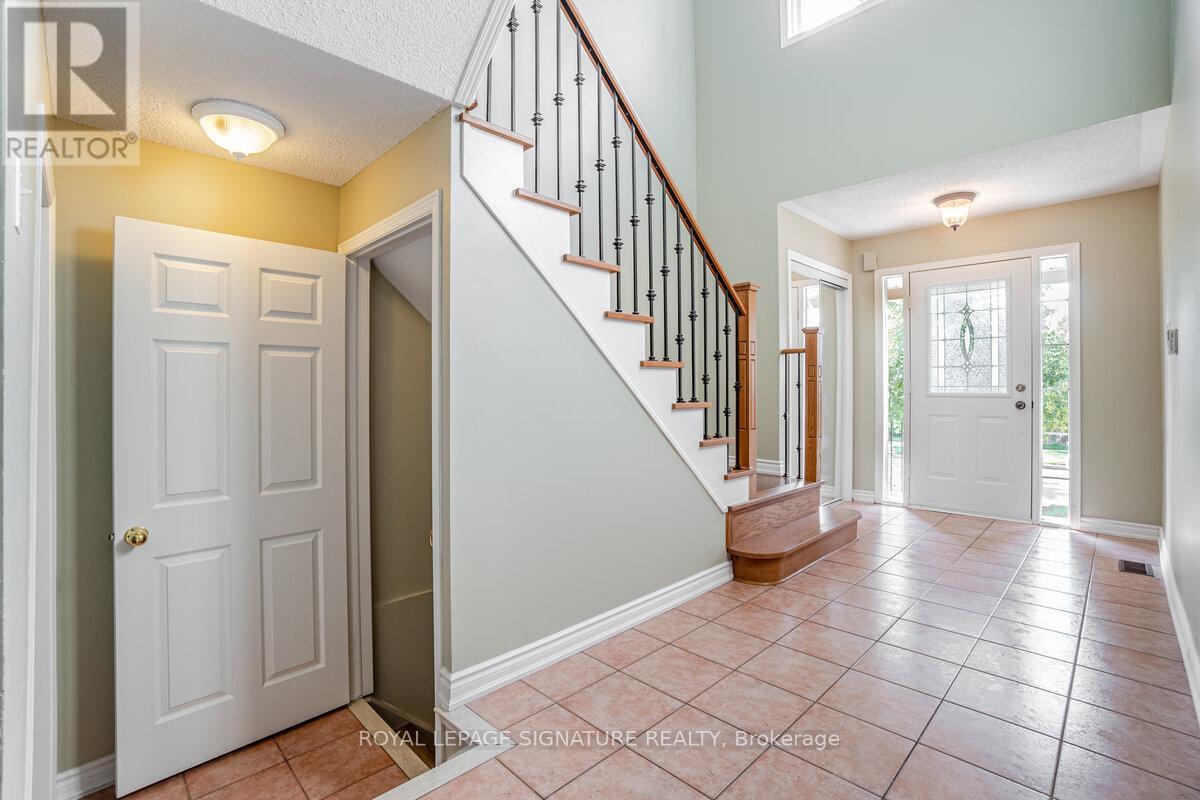 5135 Falconcrest Drive, Burlington, Ontario  L7L 6K4 - Photo 32 - W13591980