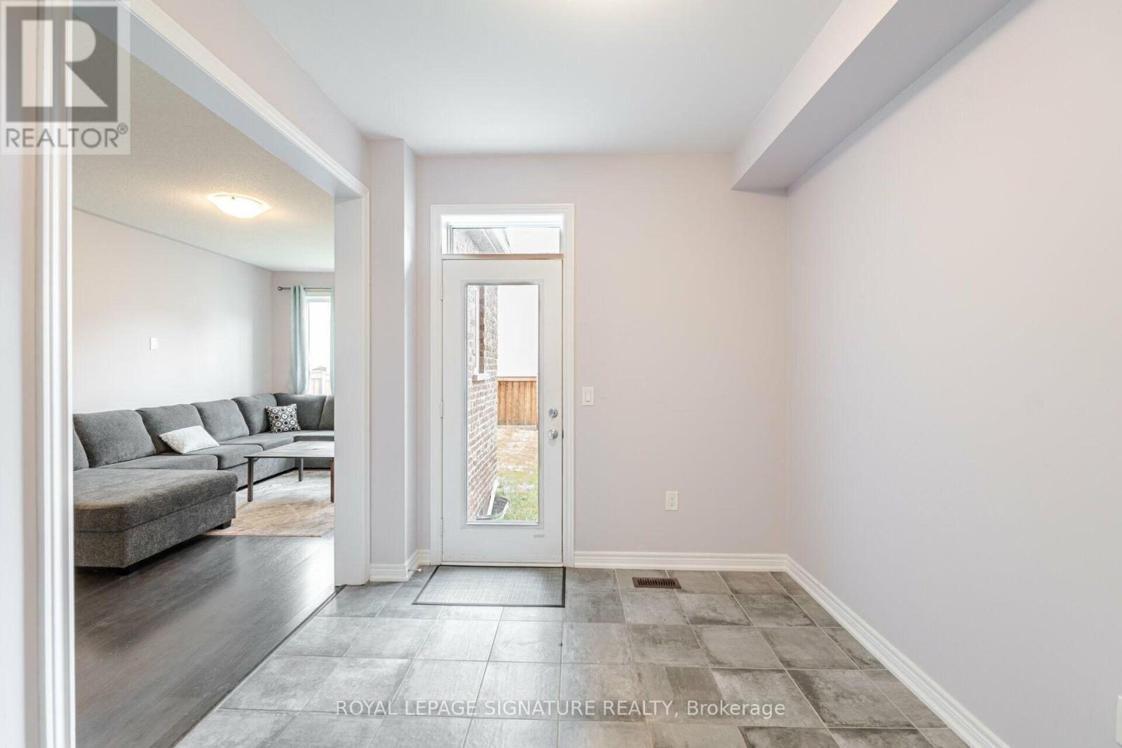 159 Bronson Terrace, Milton, Ontario  L9E 1G9 - Photo 13 - W13591998
