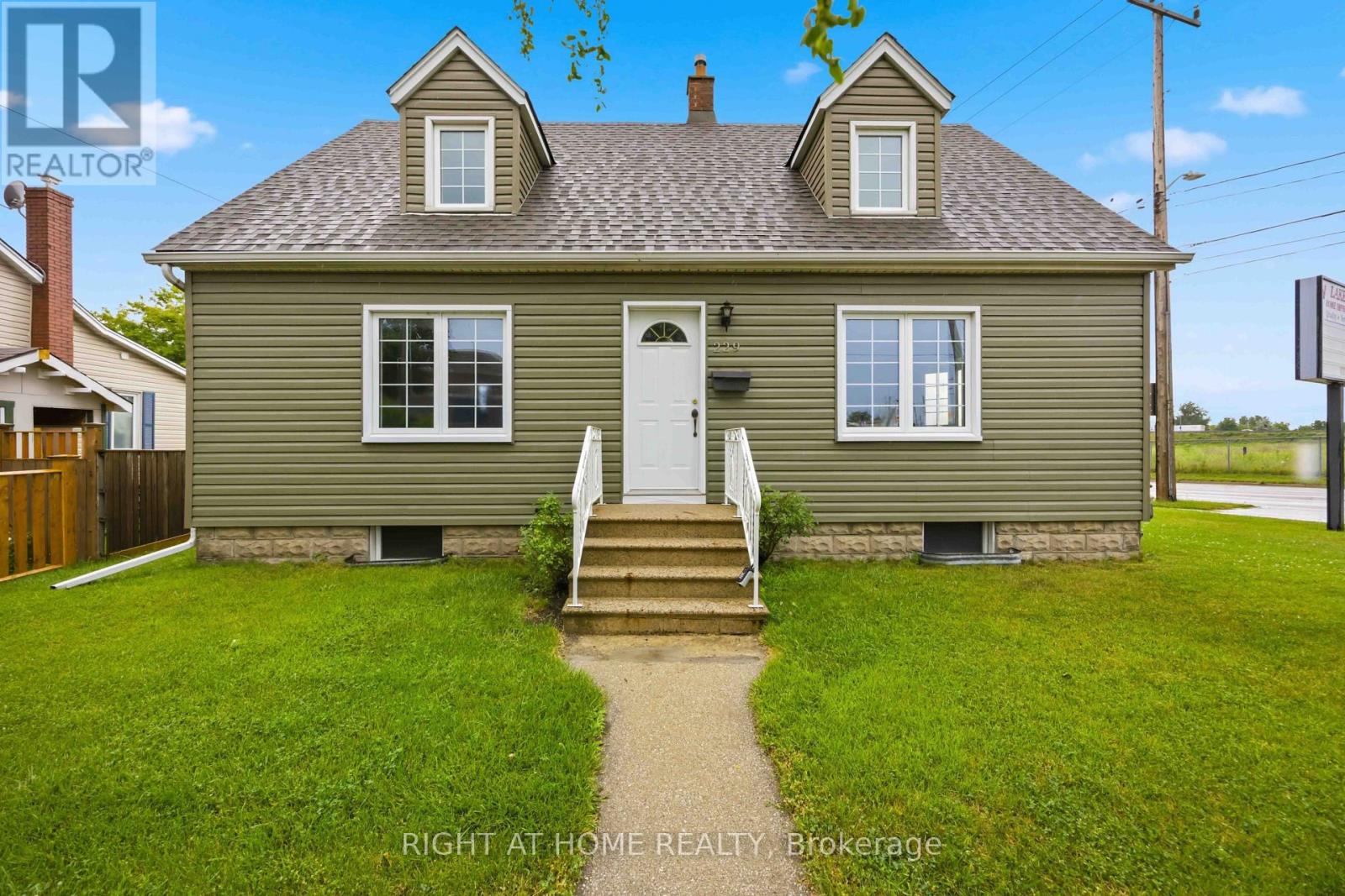 229 WATER STREET, Sarnia, Ontario