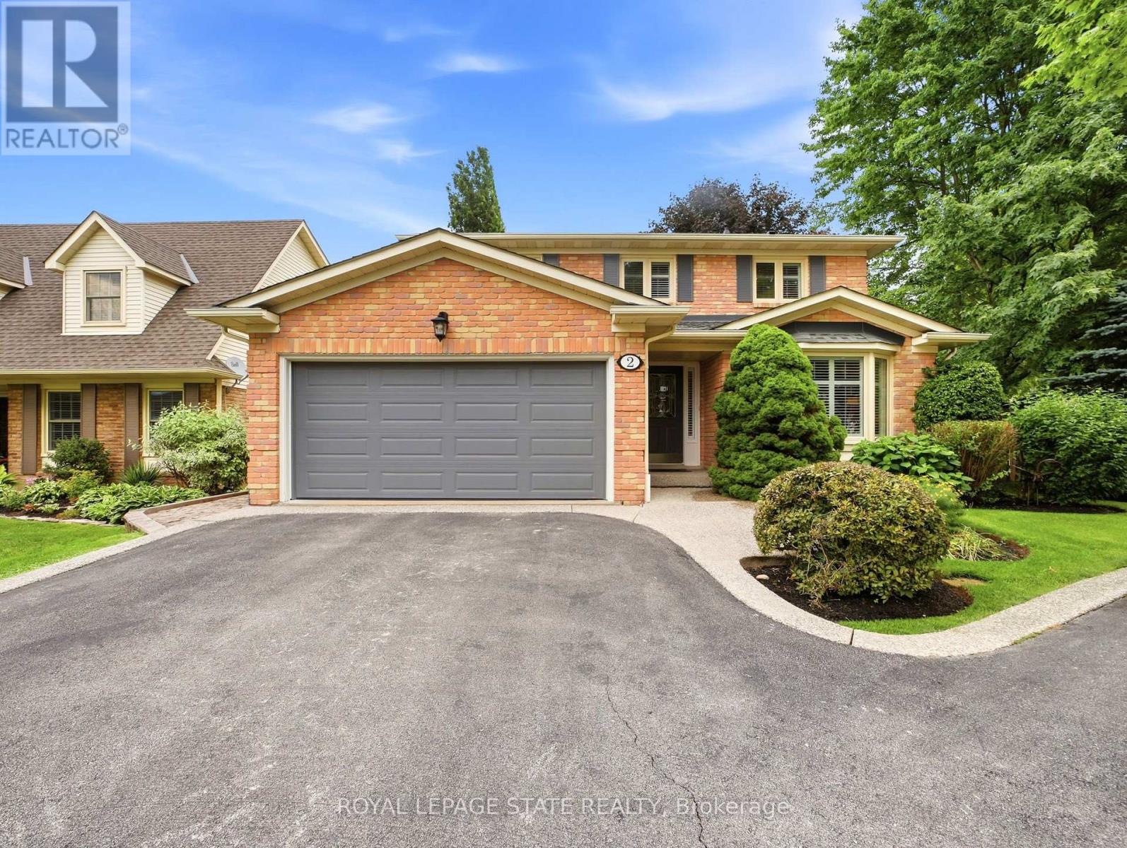 2 Charterhouse Crescent, Hamilton, Ontario  L9G 4E5 - Photo 1 - X13591890