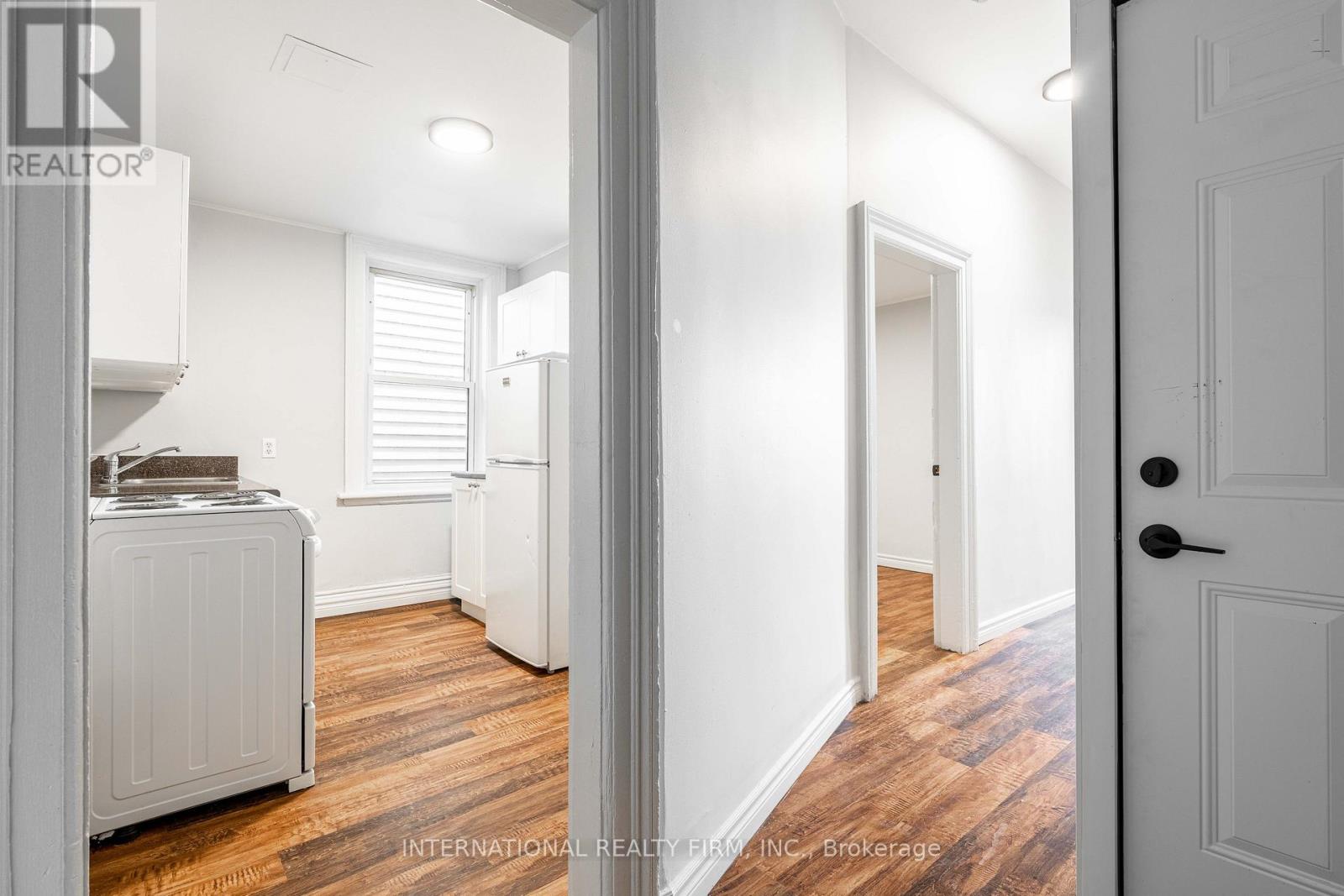 3 - 221 Hamilton Road, London East, Ontario  N5Z 1P9 - Photo 2 - X13591956
