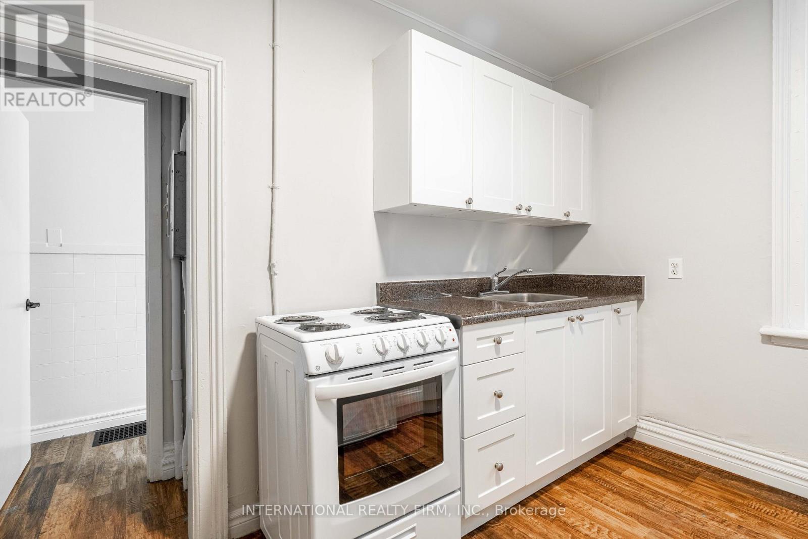 3 - 221 Hamilton Road, London East, Ontario  N5Z 1P9 - Photo 4 - X13591956