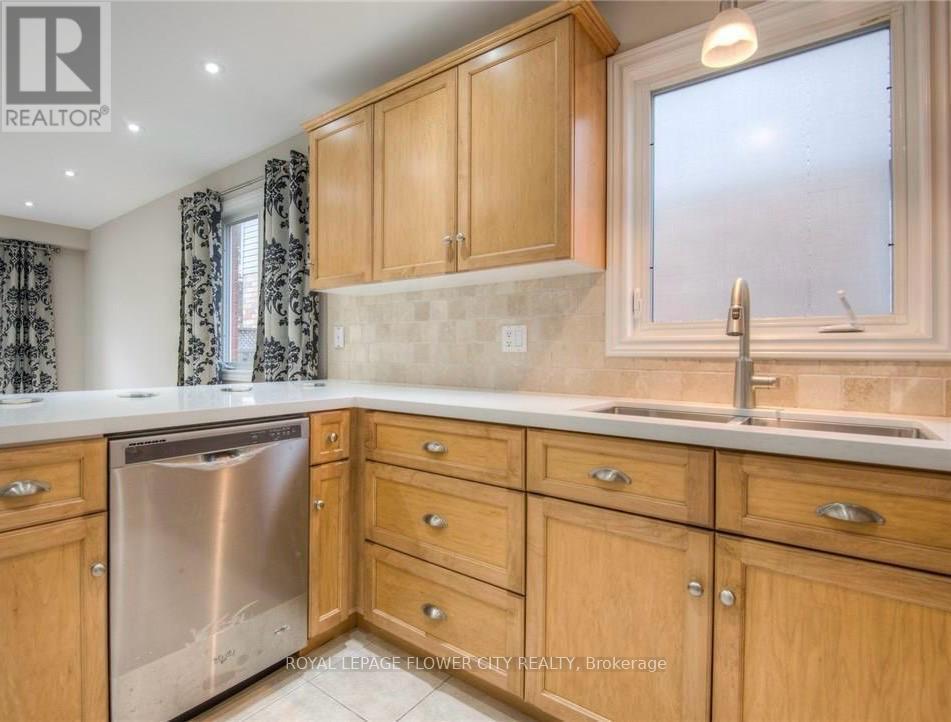 308 Pineland Place, Waterloo, Ontario  N2T 2S7 - Photo 17 - X13591984