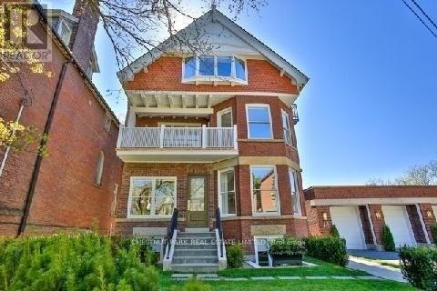 1 - 16 SCARTH ROAD, Toronto (Rosedale-Moore Park)