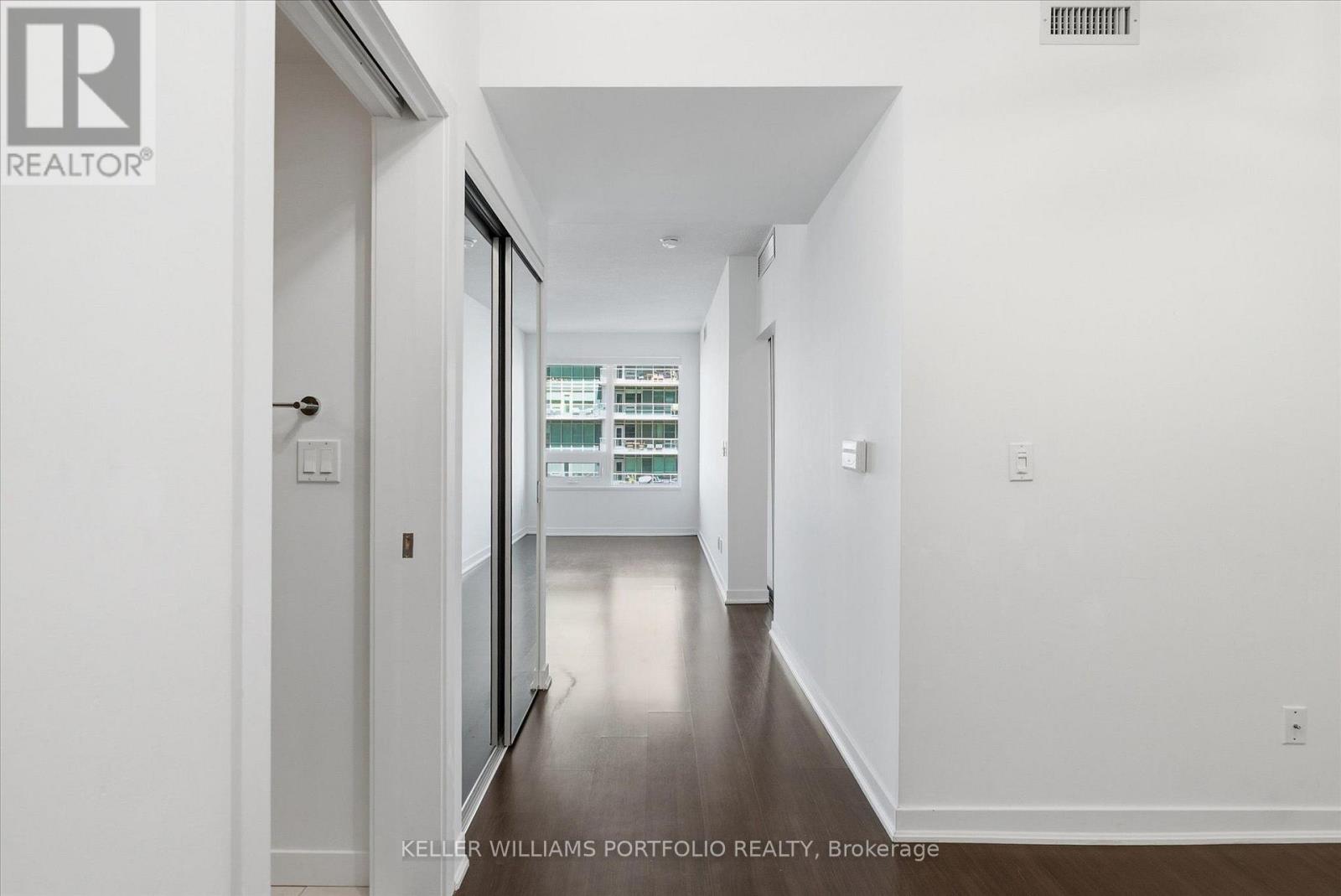 911 - 59 East Liberty Street, Toronto (Niagara), Ontario  M6K 3R1 - Photo 4 - C13592086