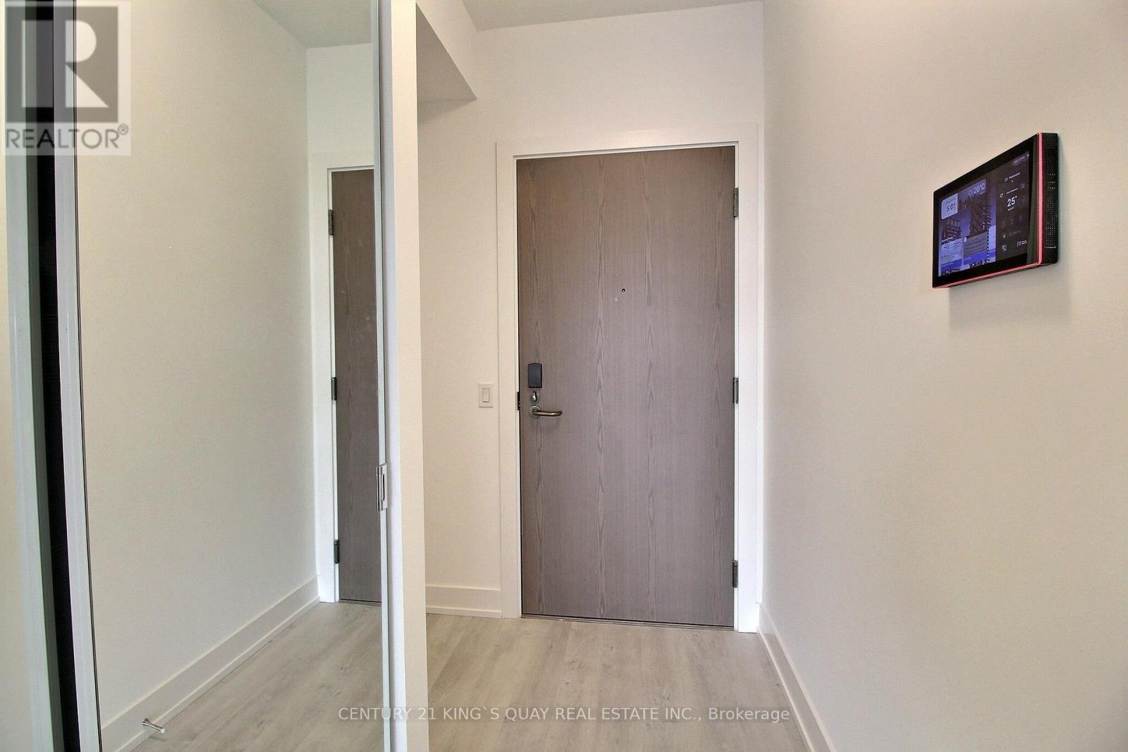 1730 - 20 INN ON THE PARK DRIVE, Toronto (Banbury-Don Mills)