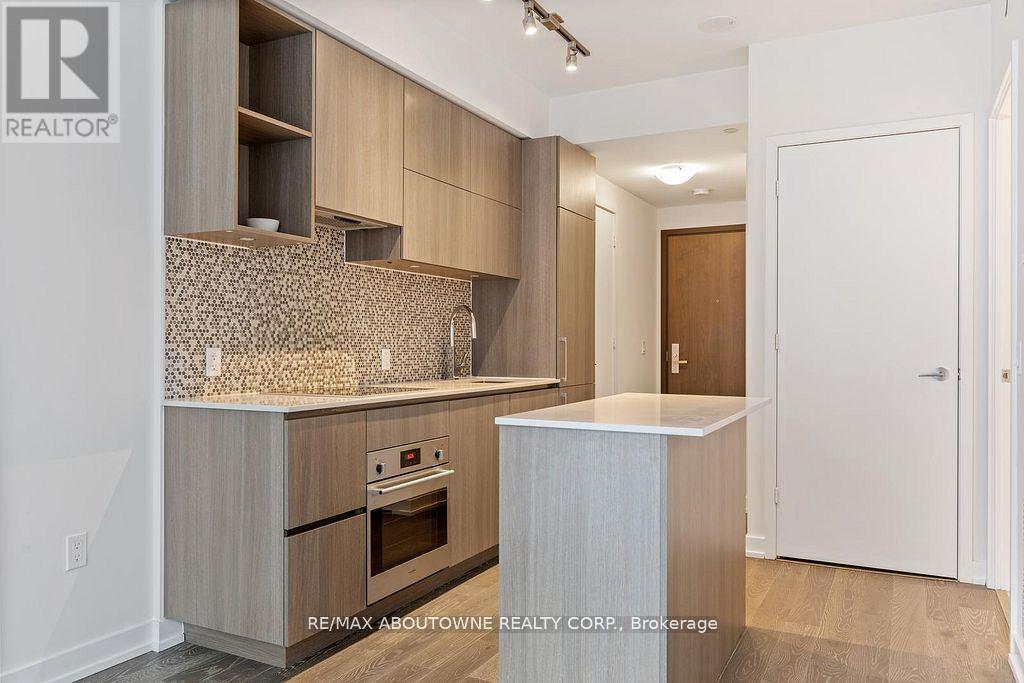 4904 - 1 Yorkville Avenue, Toronto, Ontario  M4W 0B1 - Photo 4 - C13592318