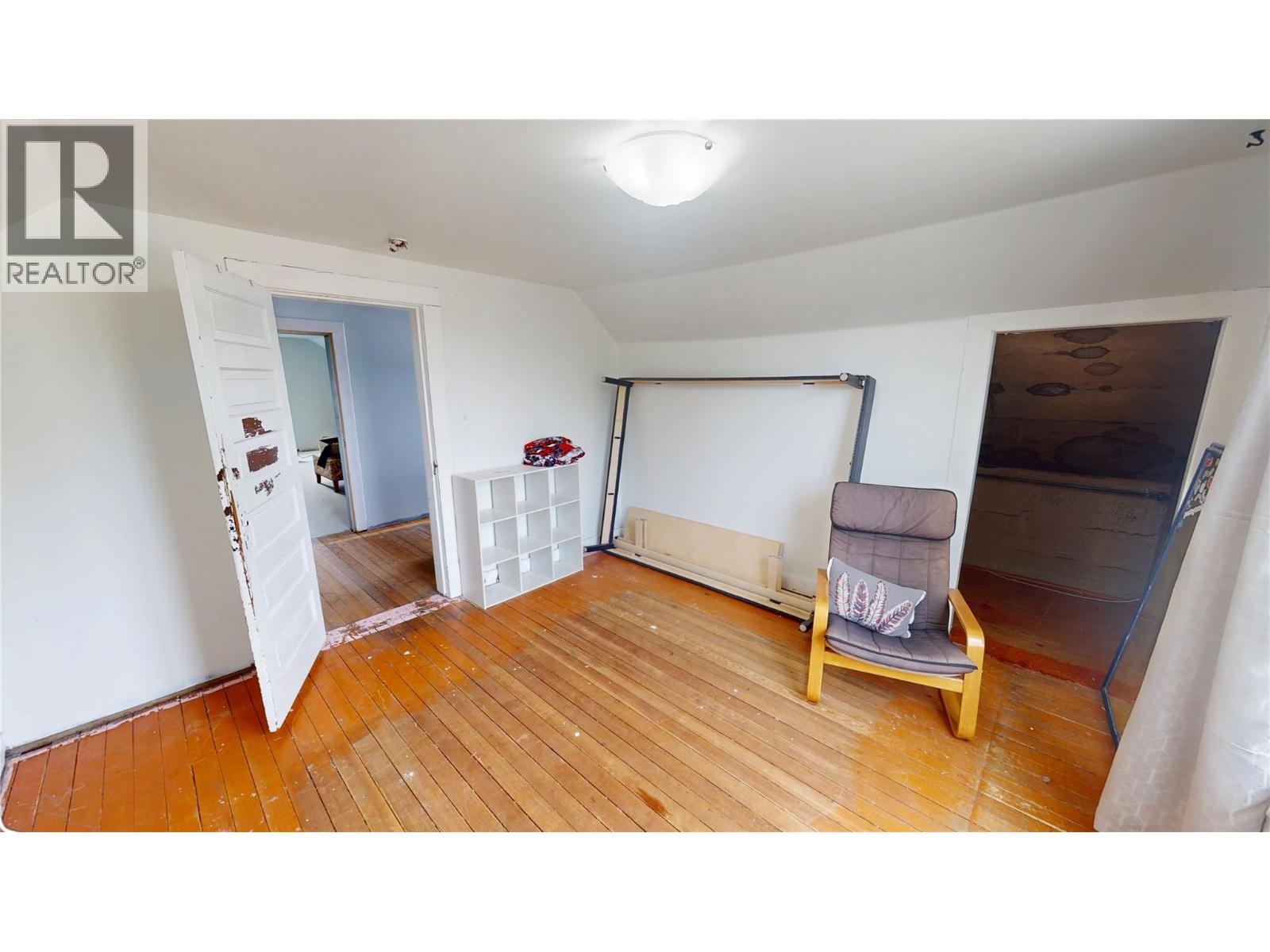 305 4th Avenue S, Cranbrook, British Columbia  V1C 2E6 - Photo 16 - 10395433