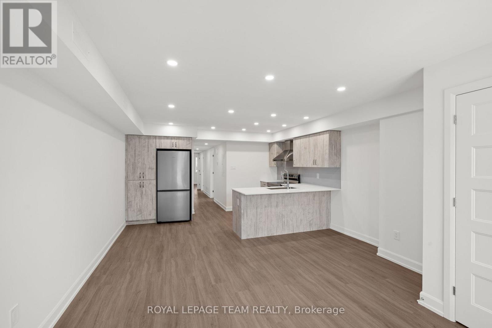 Main - 998 Hollington Street, Ottawa, Ontario  K1Z 6K6 - Photo 5 - X13592268