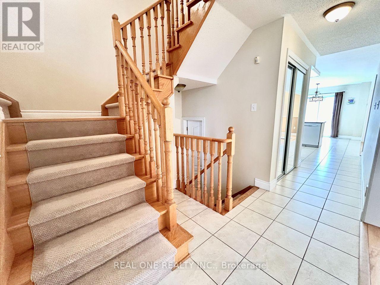 48 Primeau Drive, Aurora, Ontario  L4G 6Z2 - Photo 10 - N13592028