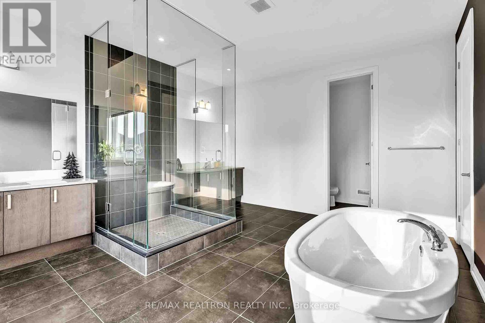 32 Bellflower Crescent, Adjala-Tosorontio, Ontario  L0G 1W0 - Photo 29 - N13592064