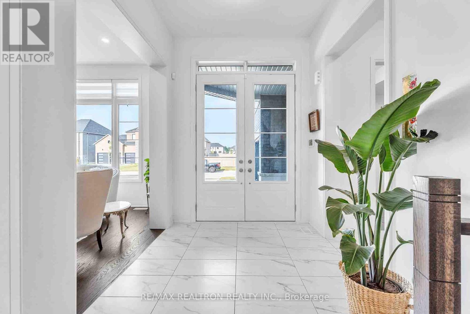 32 Bellflower Crescent, Adjala-Tosorontio, Ontario  L0G 1W0 - Photo 5 - N13592064