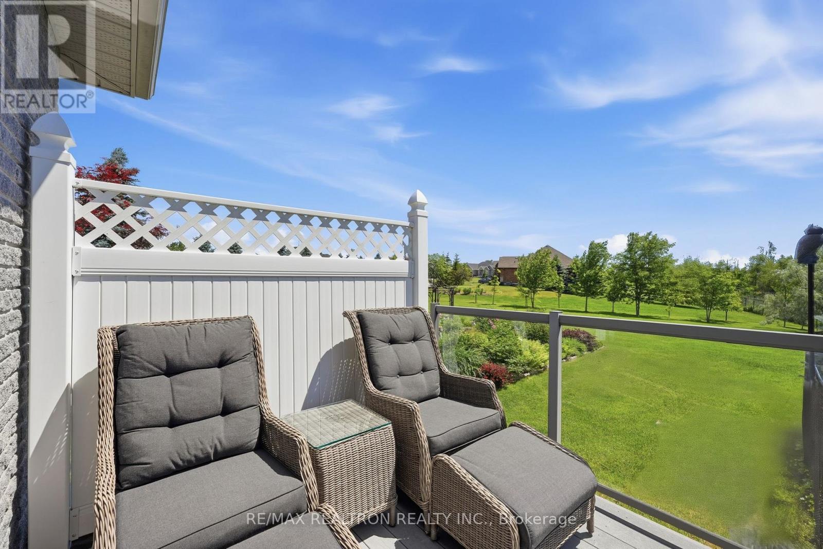 17 Brolley Crescent, Essa, Ontario  L0L 2N2 - Photo 24 - N13592152
