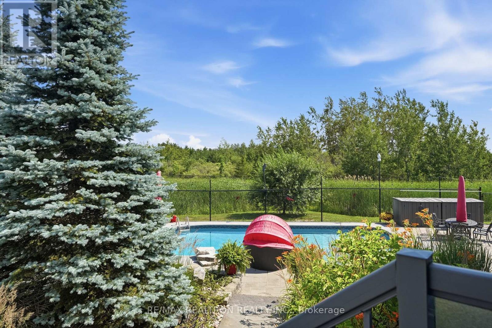 17 Brolley Crescent, Essa, Ontario  L0L 2N2 - Photo 44 - N13592152