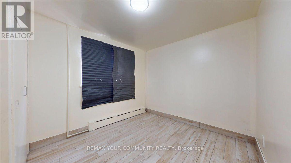 1a - 2645 Keele Street, Toronto, Ontario  M6L 2P2 - Photo 13 - W13506504