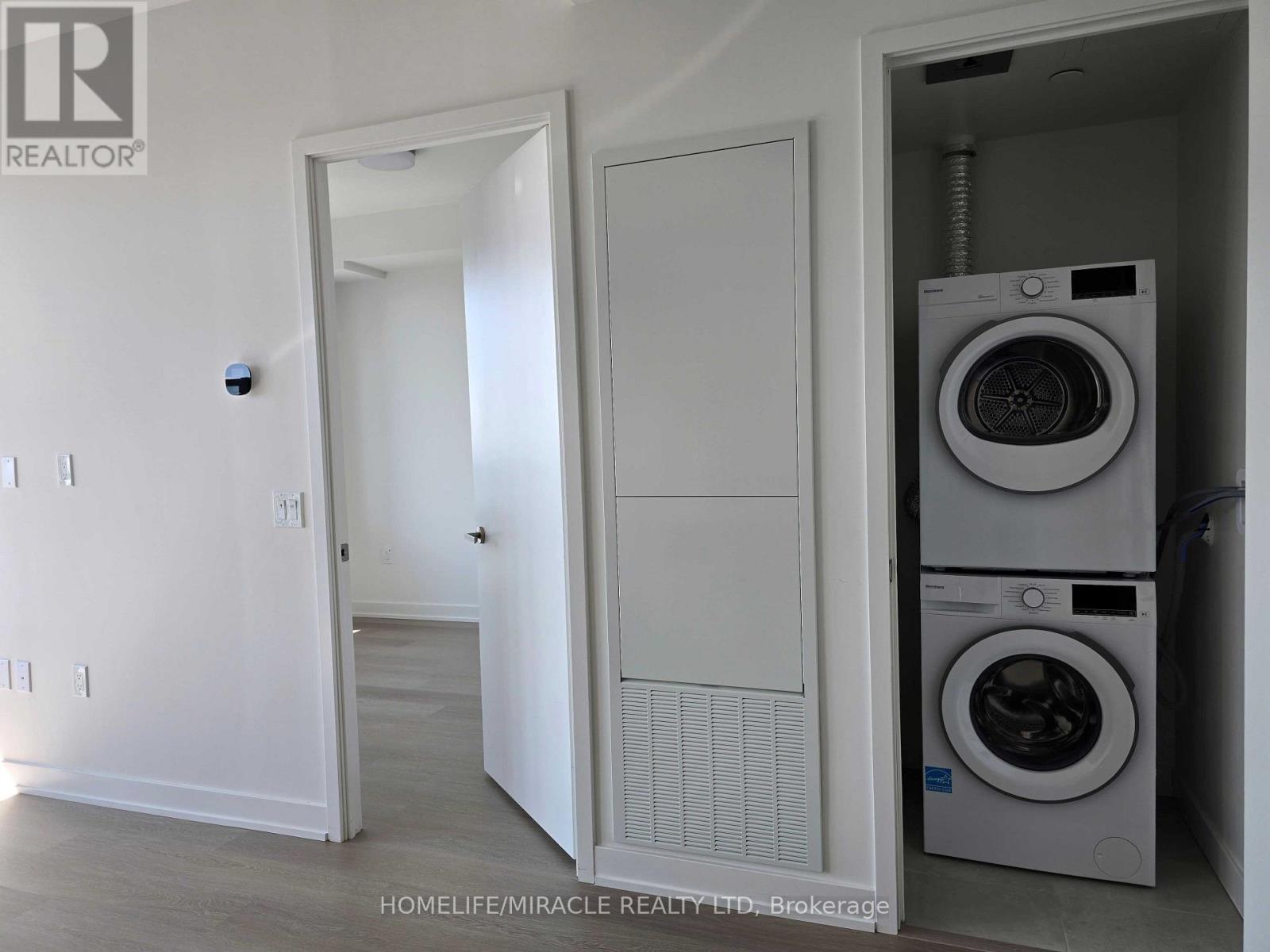 6009 - 448 Burnhamthorpe Road W, Mississauga, Ontario  L5B 0R6 - Photo 15 - W13592032