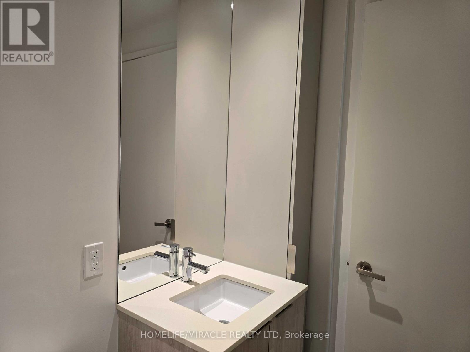 6009 - 448 Burnhamthorpe Road W, Mississauga, Ontario  L5B 0R6 - Photo 18 - W13592032