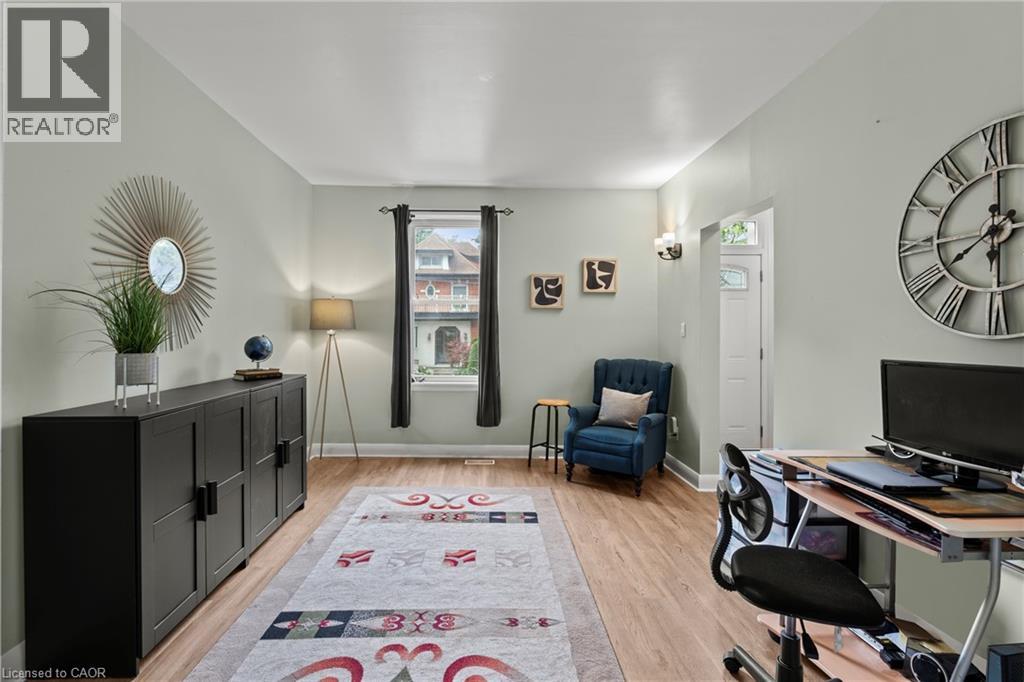196 Bold Street, Hamilton, Ontario  L8P 1V6 - Photo 5 - 40850187