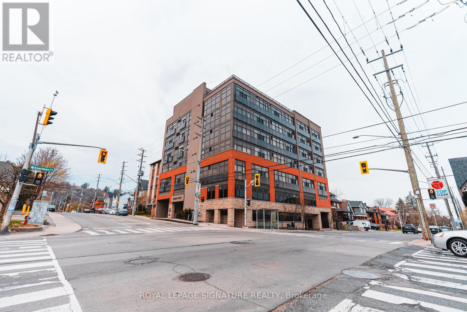 102 - 427 ABERDEEN AVENUE, Hamilton, Ontario