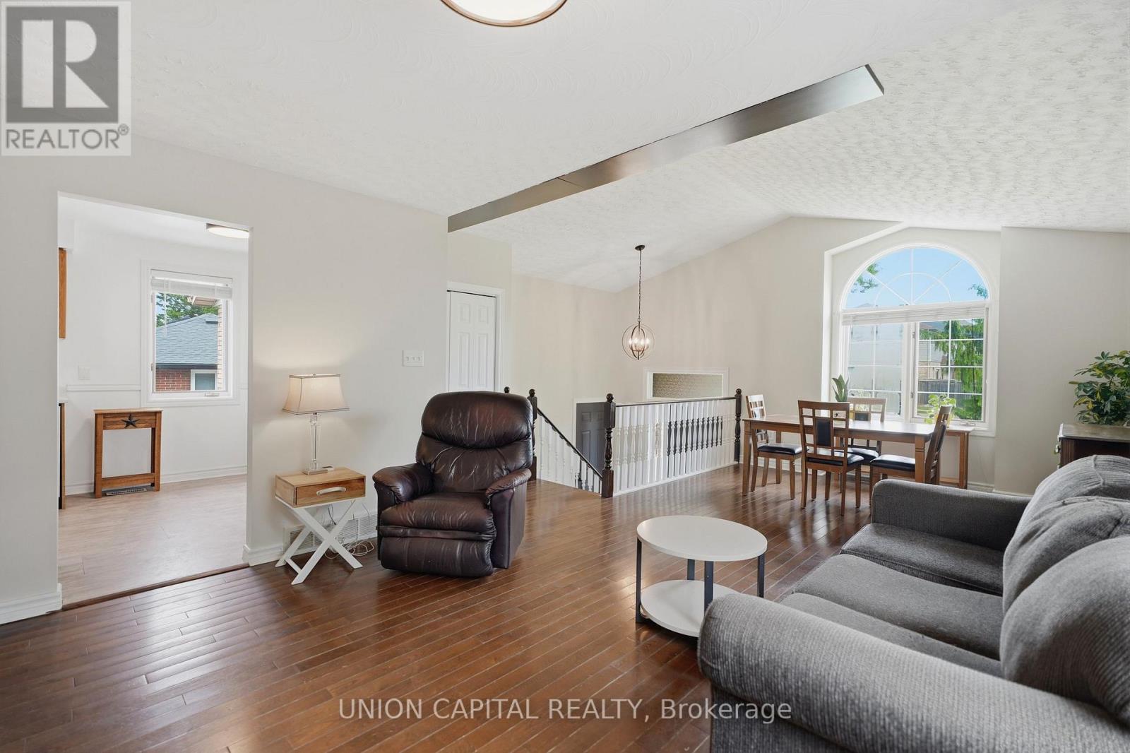 6699 Montrose Road, Niagara Falls, Ontario  L2H 3E3 - Photo 8 - X13592208