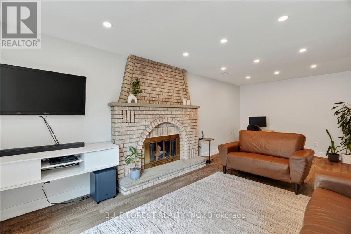 1885 Aldersbrook Road, London North, Ontario  N6G 3R4 - Photo 33 - X13592382