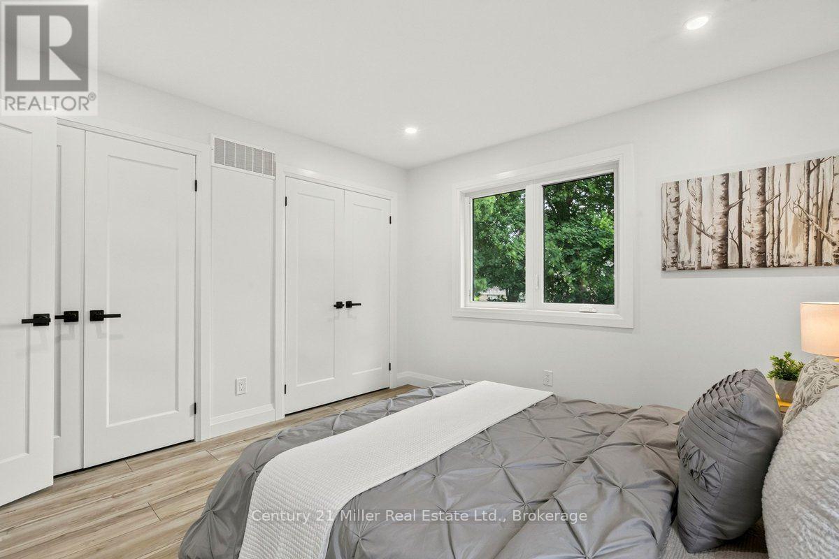 39 Victoria Street, Halton Hills, Ontario  L7G 3N5 - Photo 19 - W13592512