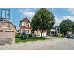 8 WESTACOTT AVENUE, Ajax, Ontario