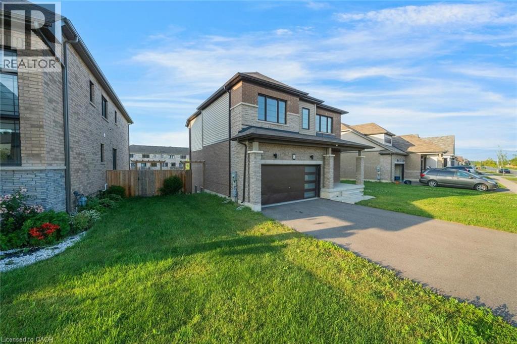52 Explorer Way, Thorold, Ontario  L2V 0K3 - Photo 2 - 40844878
