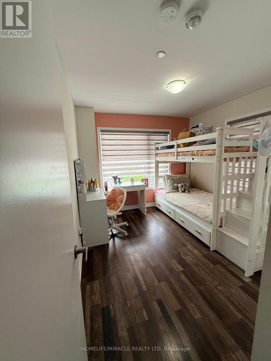323 - 1460 Whites Road, Pickering, Ontario  L1V 1R4 - Photo 13 - E13592416
