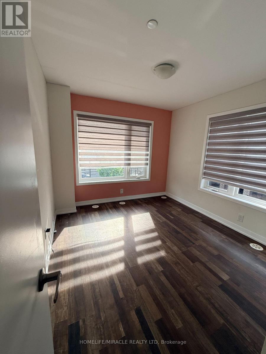 323 - 1460 Whites Road, Pickering, Ontario  L1V 1R4 - Photo 24 - E13592416