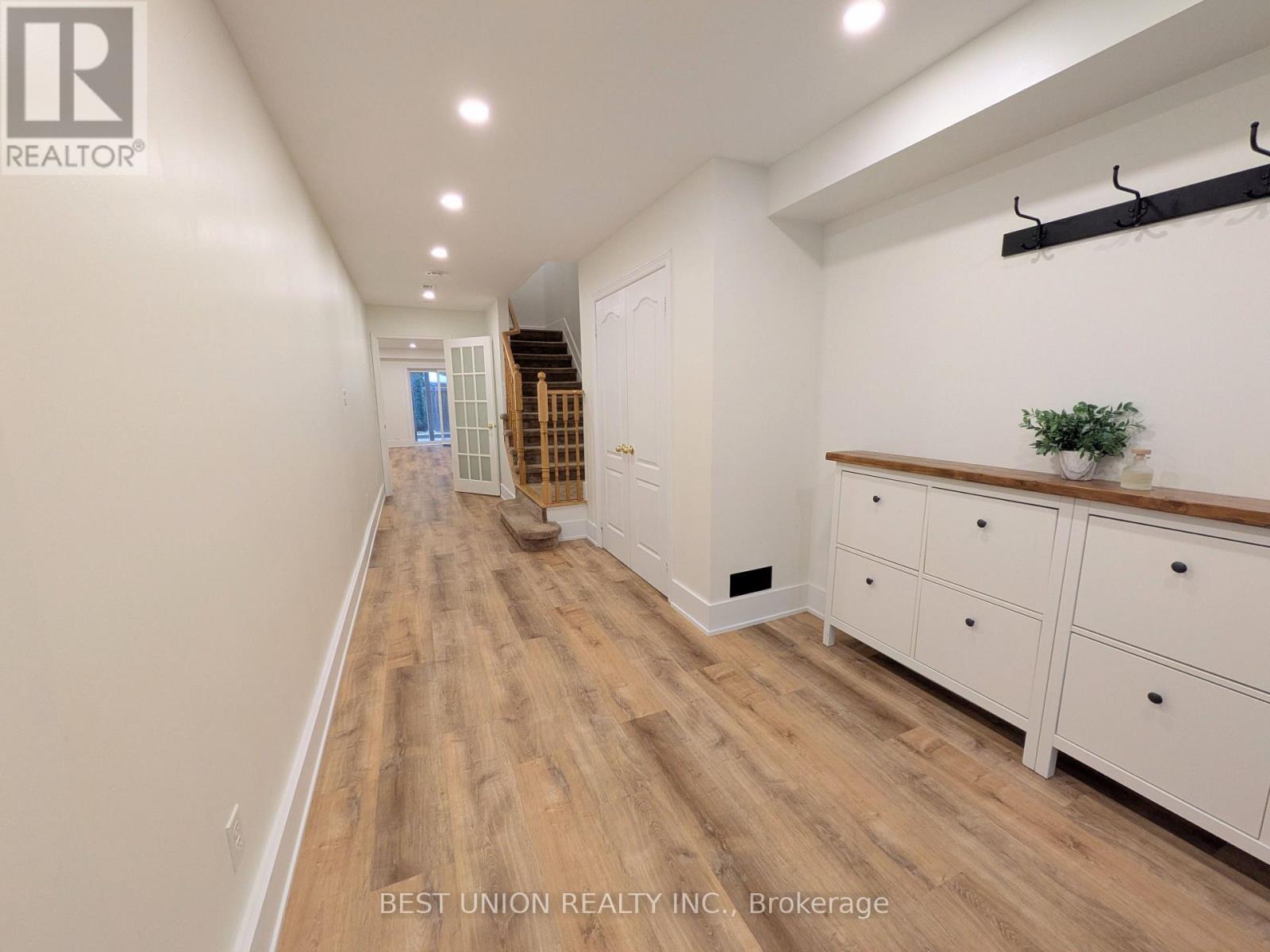 1596 Brandy Court, Pickering, Ontario  L1X 0C8 - Photo 12 - E13592540
